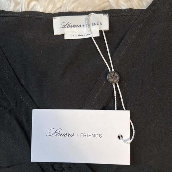 NWT LOVERS AND FRIENDS CROP TOP - Picture 3 of 3